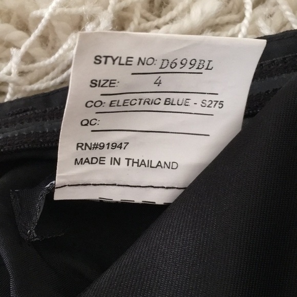 Gorgeous Alfred Sung Evening Gown - Picture 5 of 7